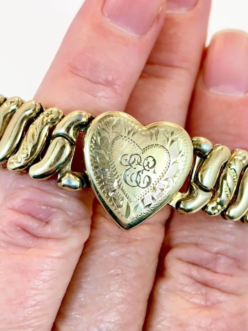 Sweetheart Bracelet, Expansion, Heart, Locket,Vintage, 40s, La Mode, Gold